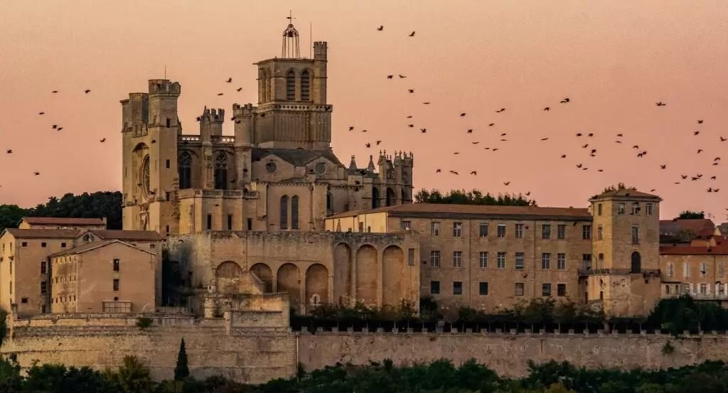 Saint-Nazaire Cathedral at sunset